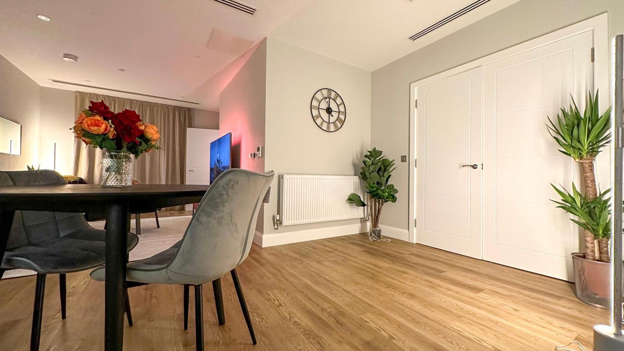Duplex 3bed 3bath Modern Fast Wifi - Luxurylondonstays Апартаменты Лондон