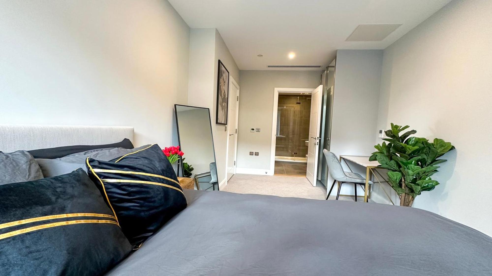 Duplex 3bed 3bath Modern Fast Wifi - Luxurylondonstays Лондон